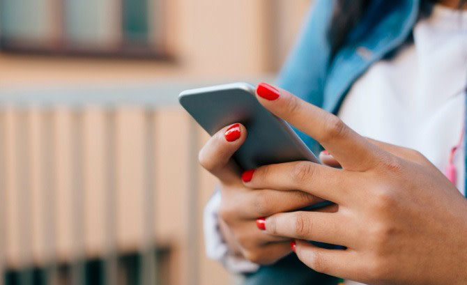خطوة بسيطة بهاتفك تمنع “أبل” من التجسس عليك خطوة بسيطة بهاتفك تمنع “أبل” من التجسس عليك